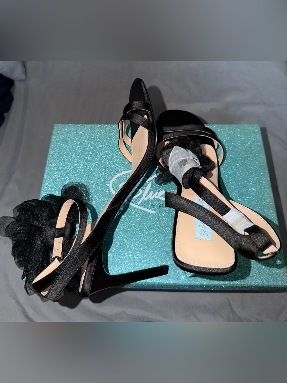 BLUE by BETSEY JOHNSON Black Floral Tulle Strappy Heels Sz 10 - Picture 9 of 10